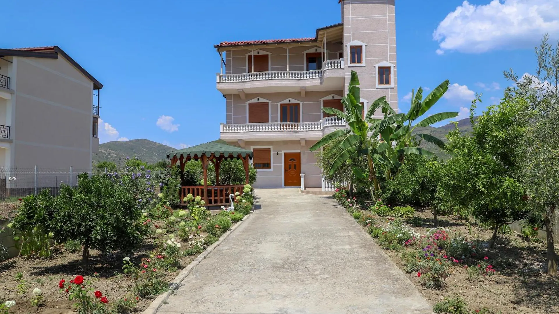 Konukevi Villa Mara Uznove Arnavutluk